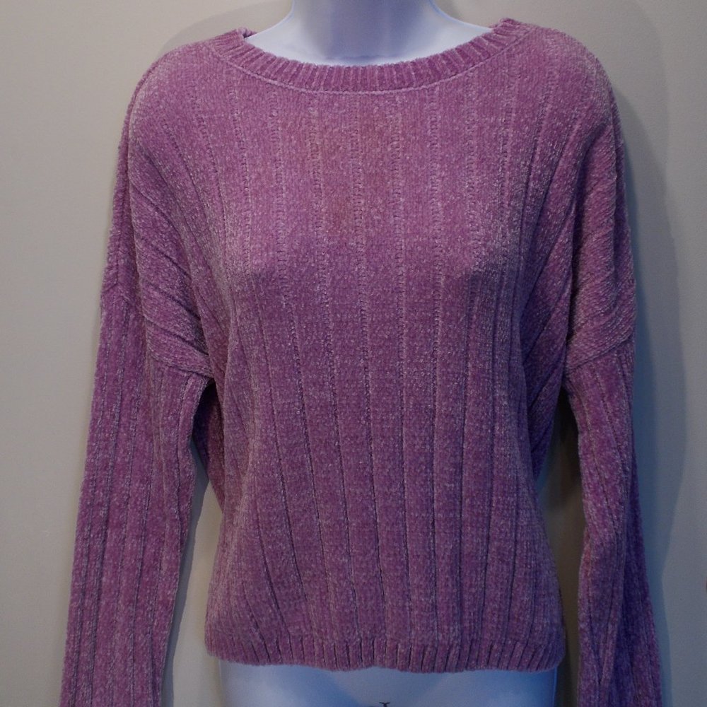Sweater Long Sleeve Pull-over SOLD